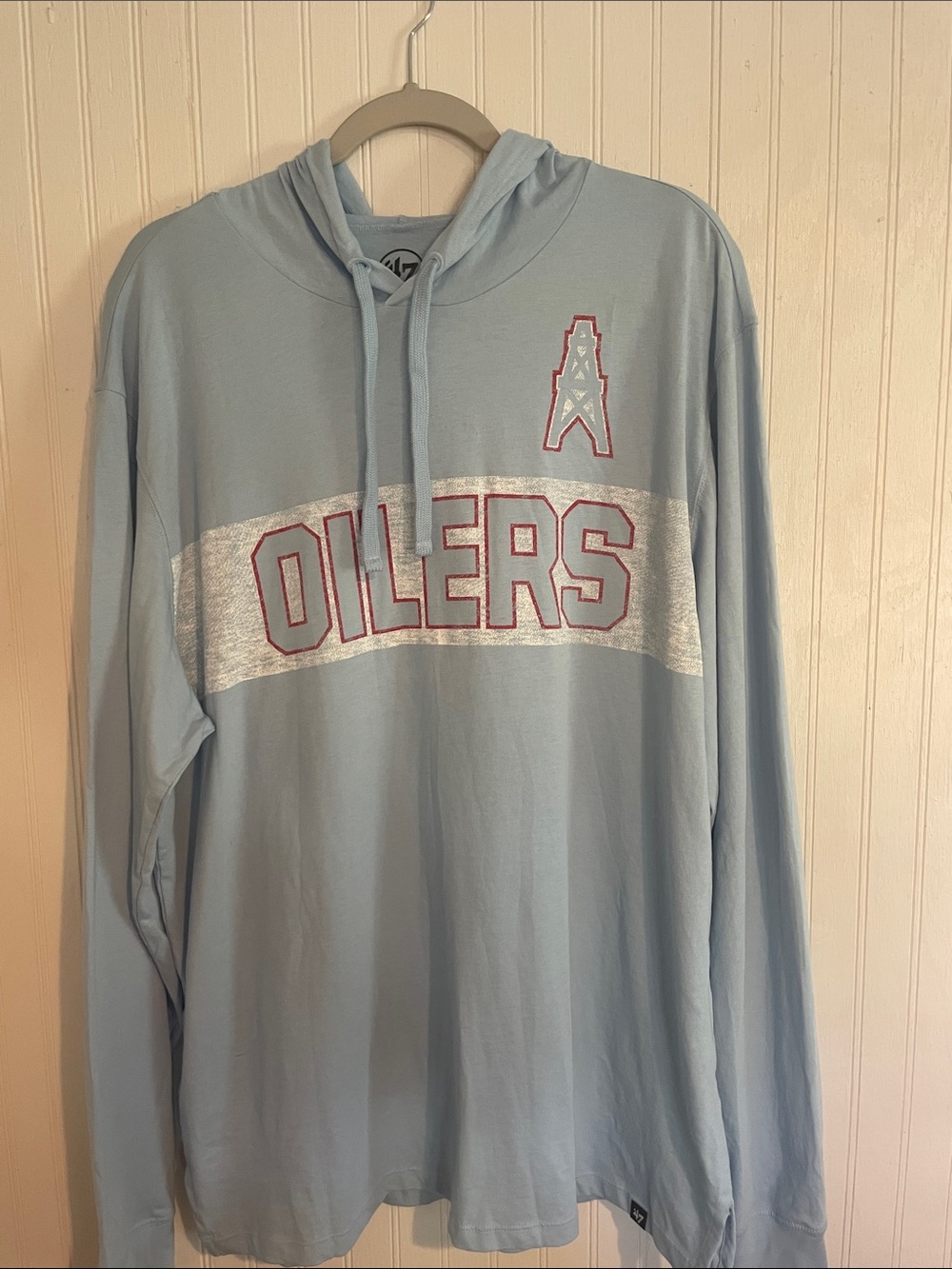Men’s Long sleeve tee shirt with hood Size XL Houston oilers